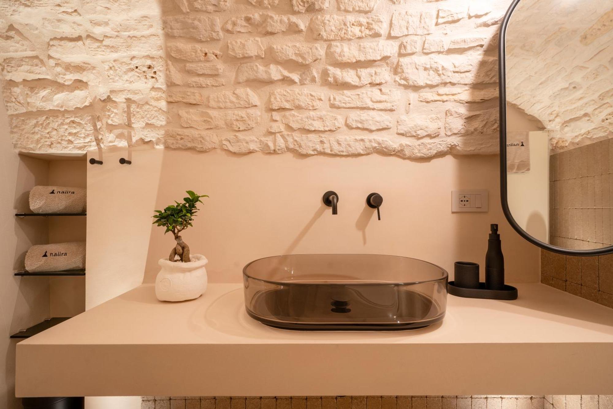 Naiira Luxury Trullo - Jacuzzi And Patio Lejlighed Alberobello Eksteriør billede