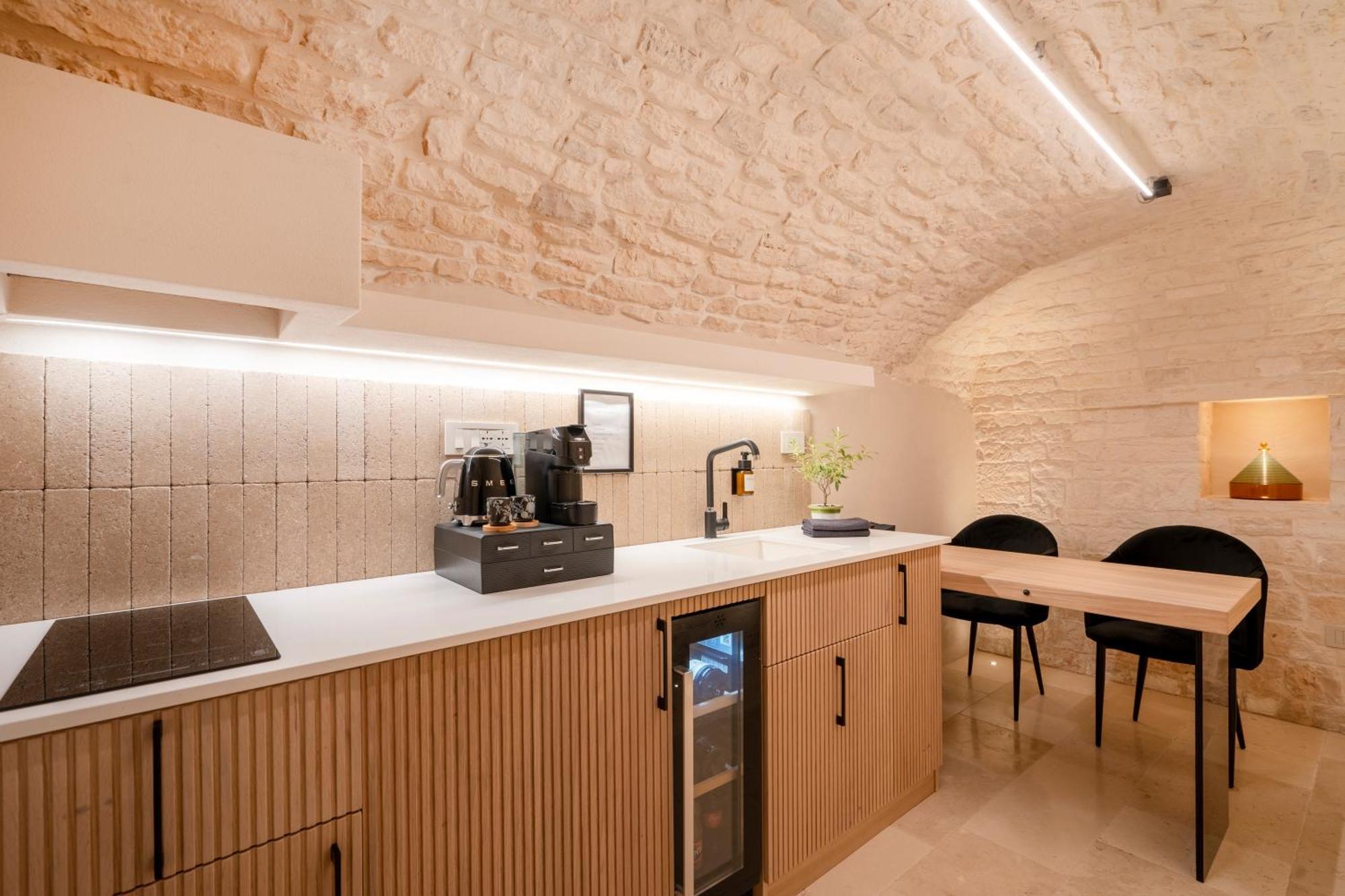 Naiira Luxury Trullo - Jacuzzi And Patio Lejlighed Alberobello Eksteriør billede